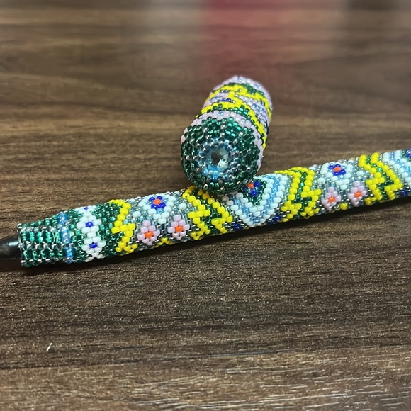 Beaded pen 🖊️ - Picture 4 of 7